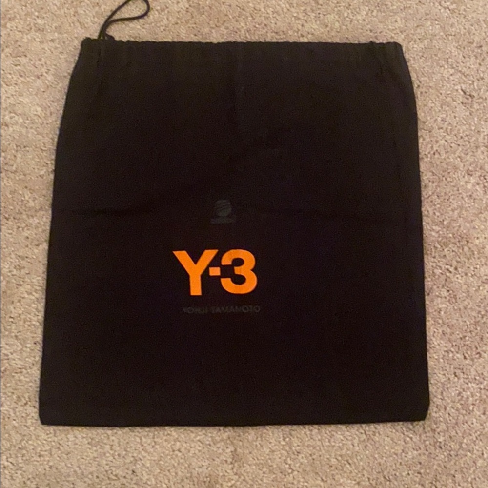 Y-3 carrying sak with draw strings